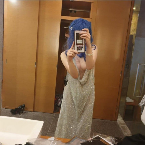 속옷  입은 년들