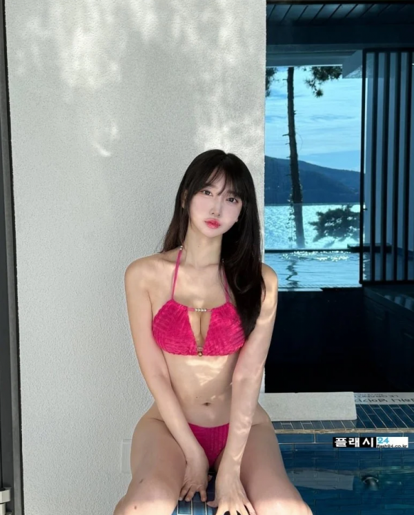 3411119894_fgr9VbaZ_d691fac383db74f56072d34b500d3bea6c7d60d5.png