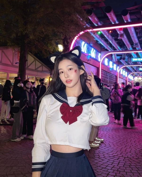 갓세희님  고딩시절 사진 판사님 조심