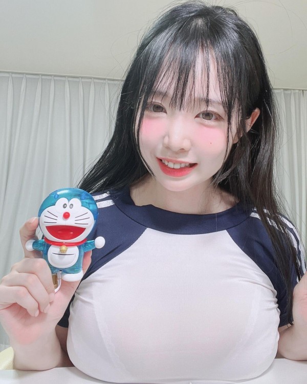 prokipia_4533bbcc4a3f444c92404fa1a10377da.jpg 모모리나 인스타