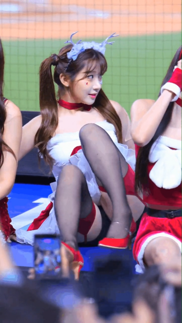 3411119894_AlwQEGDr_5d6ad78120aa5403443b1b029c8b39abde3ff83d.png