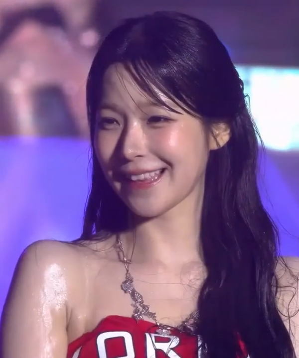 3411119894_fO4L6M9A_d30522e22d3efeb77bde7fb9b50e9bc31f1a6433.png