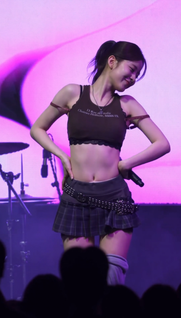 3411119894_hsuJgoRZ_b26cf75817354fabdfb980c128200ffe995b969c.png